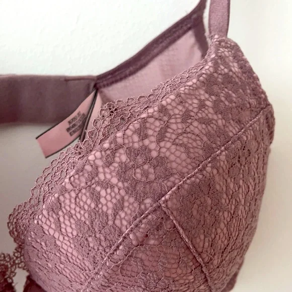Victoria's Secret Push Up Bra Violet 32 D cup Lace - Picture 2 of 5